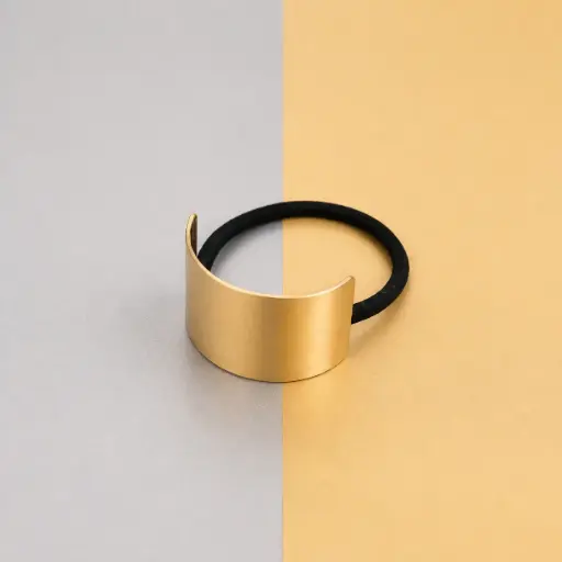 [EE25-2285] Colet Metálico Curvo Minimalista