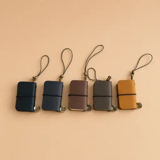 [EE26-50A] Llavero con Mini Libreta vintage