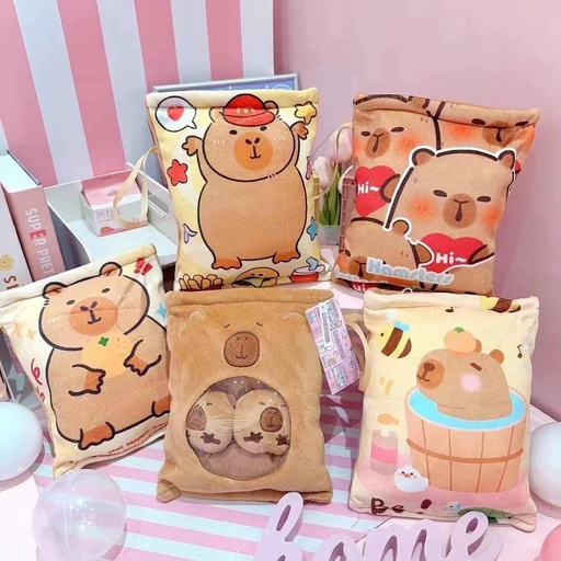 [CAR24-1662] bolsa con dos pelcuhes de Felpa Capybara 