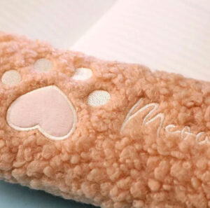 Estuche Peludo Pata de Gato Miau - Imagen 3