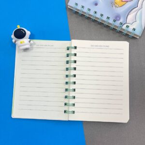 Libreta Argolladas Astronauta relieve 4 modelos - Imagen 3