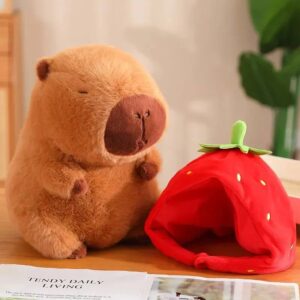 Capyfrutilla hermoso peluche de felpa con gorrito de fruta - Imagen 3