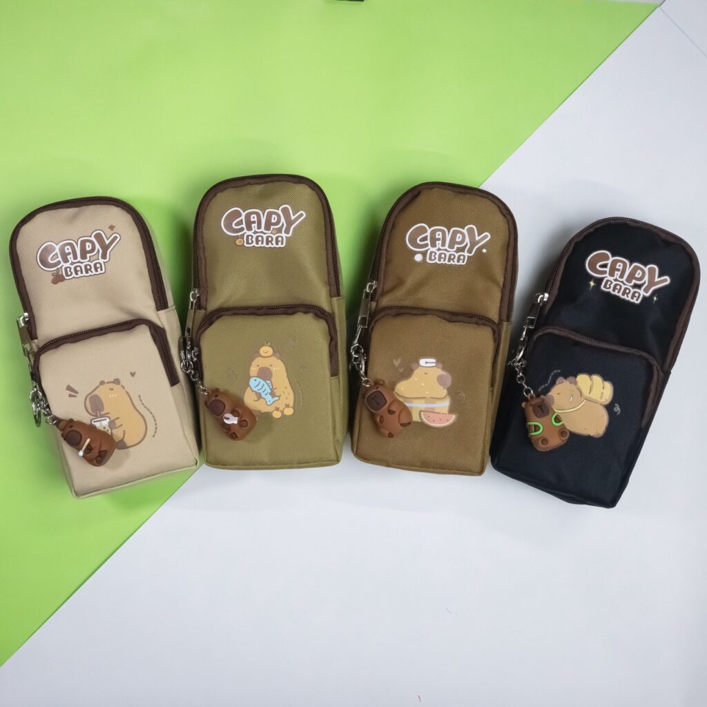 Estuche de Lápices Estilo Mochila de Capybara