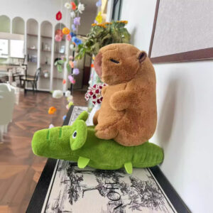 Peluche Capybara con Cocodrilo, 3 Tamaños Disponibles - Imagen 3