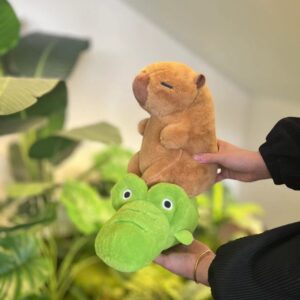 Peluche Capybara con Cocodrilo, 3 Tamaños Disponibles - Imagen 4