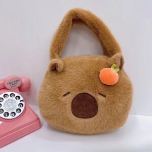 Cartera de Felpa Capybara con Adornos de Frutas - Imagen 4