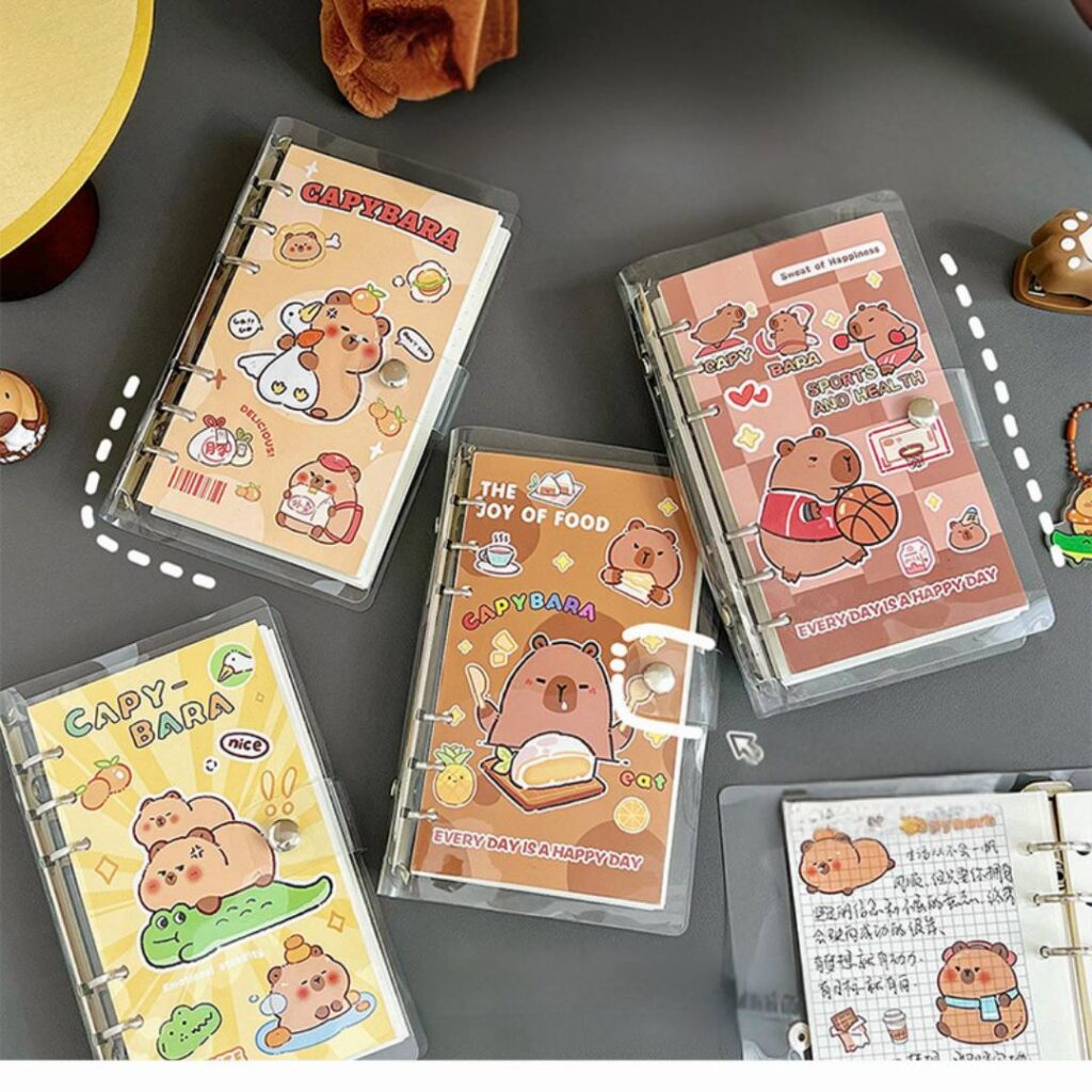 Libreta de Capybara con legajador Forrada