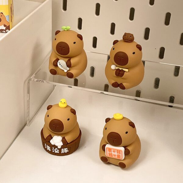 Adorno Capybara de Silicona | 4 Modelos Surtidos