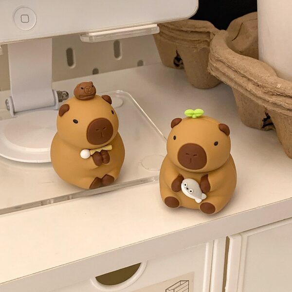 Adorno Capybara de Silicona | 4 Modelos Surtidos - Imagen 6