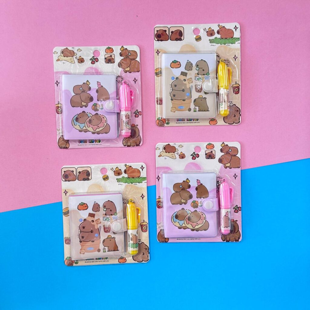 Mini Libreta + lápiz Capybara