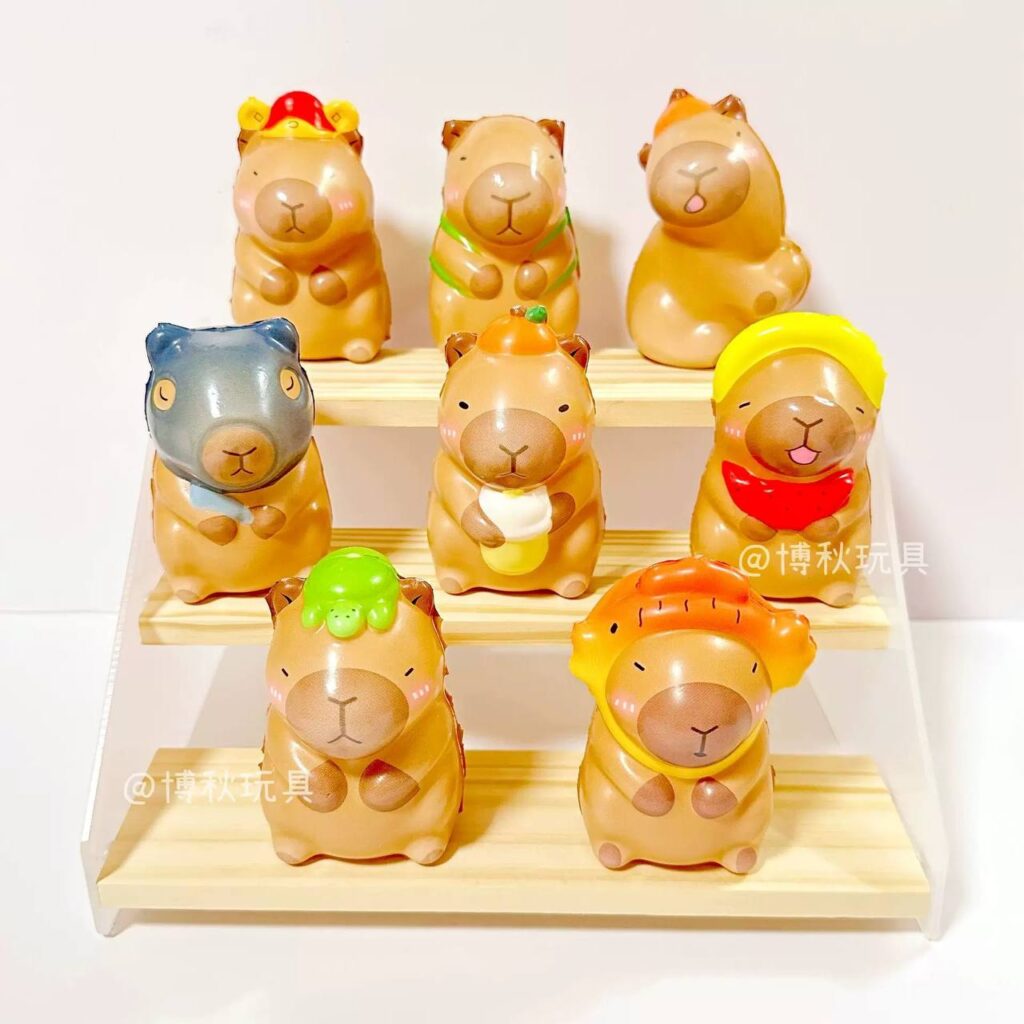 Squishy Capybara 8 Diseños