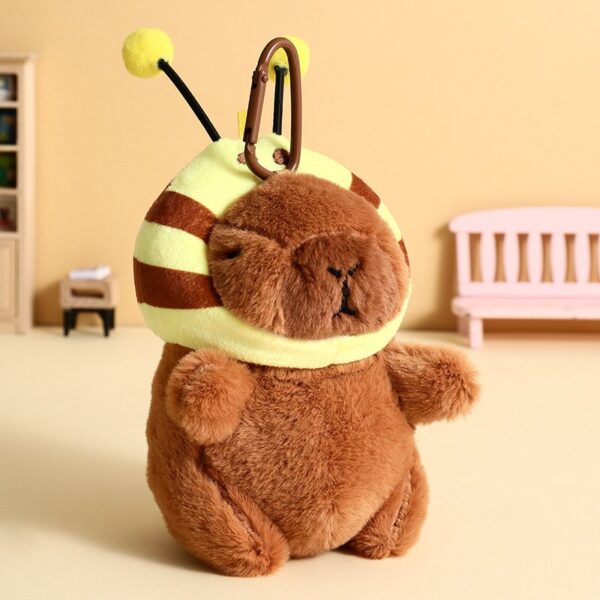 Llavero de Felpa Capybara Abeja 🐝✨
