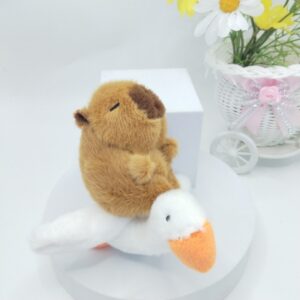 Peluche Capybara Montable con Animales kawaii - Imagen 3