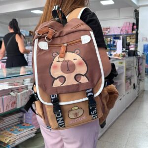 Mochila con Broches Capybara 🧡 - Imagen 2