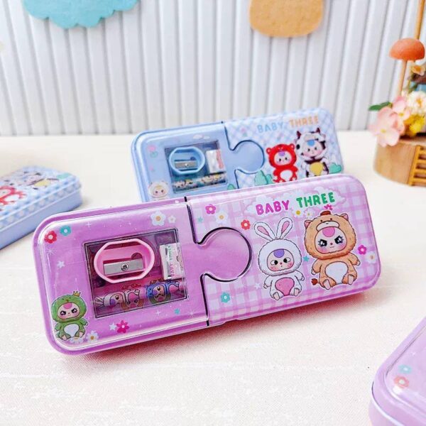 🎒 Estuche Metálico Baby Three con Lápices
