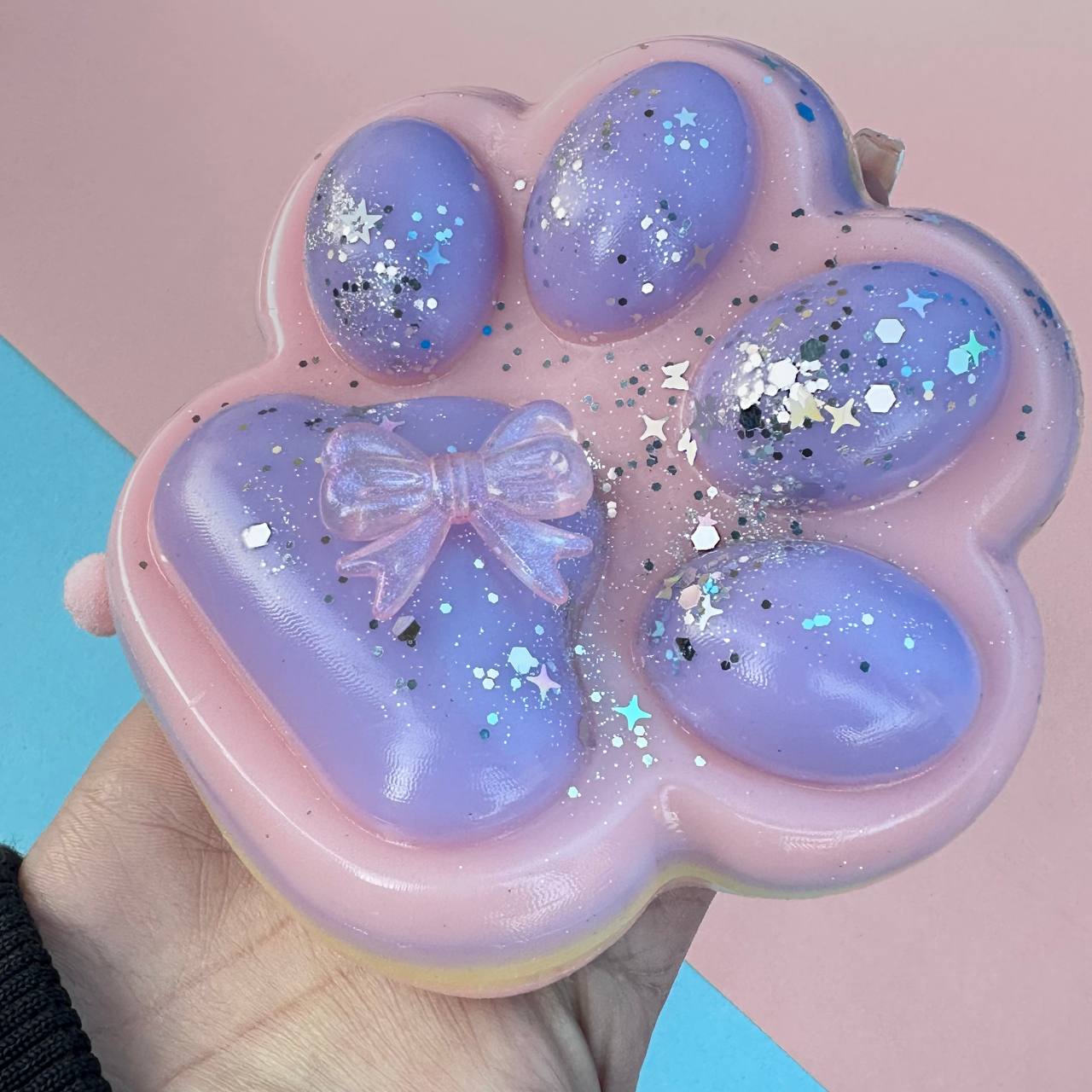 🧸 Squishy Patita de Gato Rosa y Morado 🌸
