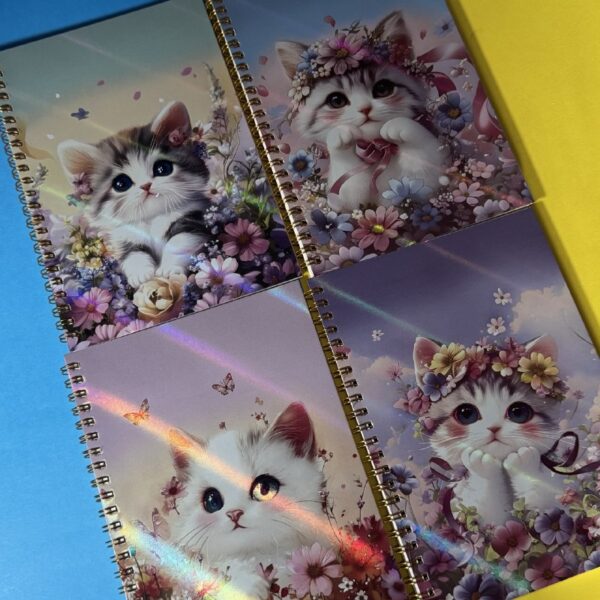 Libreta Holográfica Gatito | A5 | 4 Colores Surtidos 😺✨