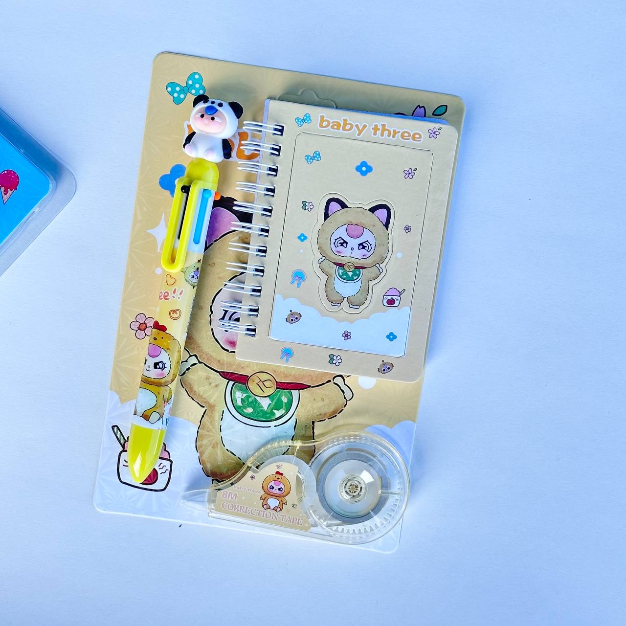 📓✏️ Set Baby Three – Libreta + Lápiz 🌈