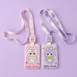 Credencial Baby Three con Cuerda 🩵 - Imagen 5