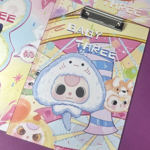 Tabla Sujeta Papel Baby Three A4 ✨ - Imagen 3