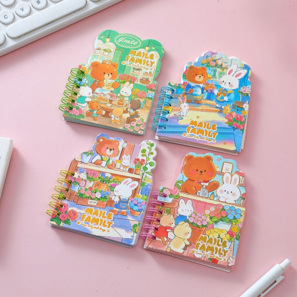 📖🐻 Mini Libreta Oso Maile Family – Pequeña, colorida y adorable 🐾✨