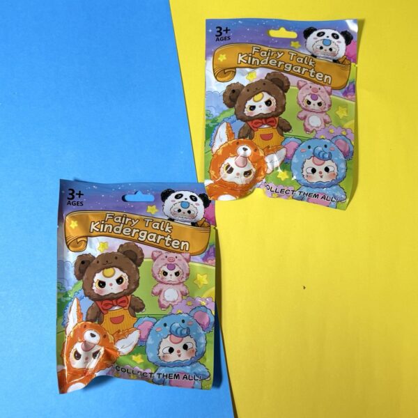 Bolsita Sorpresa Baby Three | 3 Tarjetas + Llavero 🎁 - Imagen 5