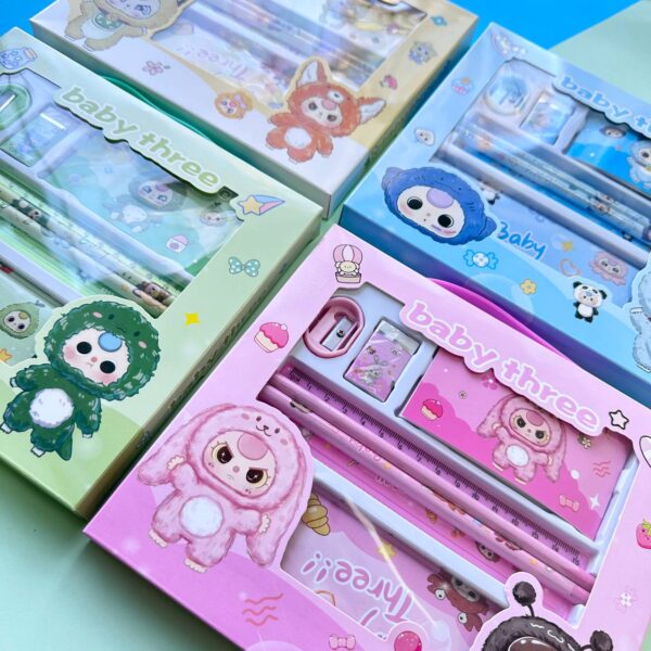 Set de Papelería en Caja Baby three 7PCS 🐻✨ - Imagen 3