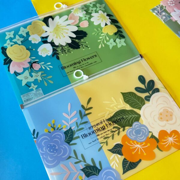 🌸 Bolsa Carpeta con Cremallera – Diseño Flor 🌸 - Imagen 3