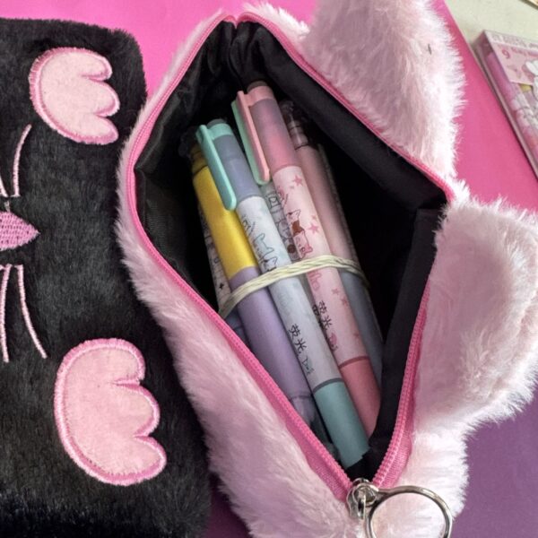 🐾🎒 Estuche de Felpa Gatito con Esponja - Imagen 5