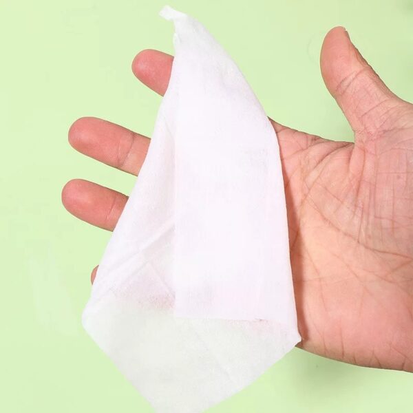 🧼 TOALLITAS HÚMEDAS CONEJITOS 8 pcs - Imagen 3