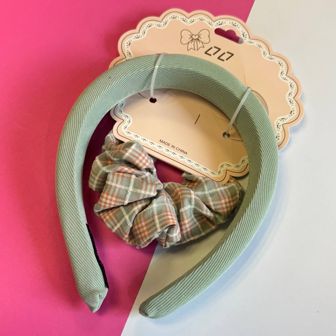 🎀 Set Diadema + Colet Pastel Rayado – ¡Dulzura en cada peinado! 4 🎀 Set Diadema + Colet Pastel Rayado – ¡Dulzura en cada peinado! - Imagen 4