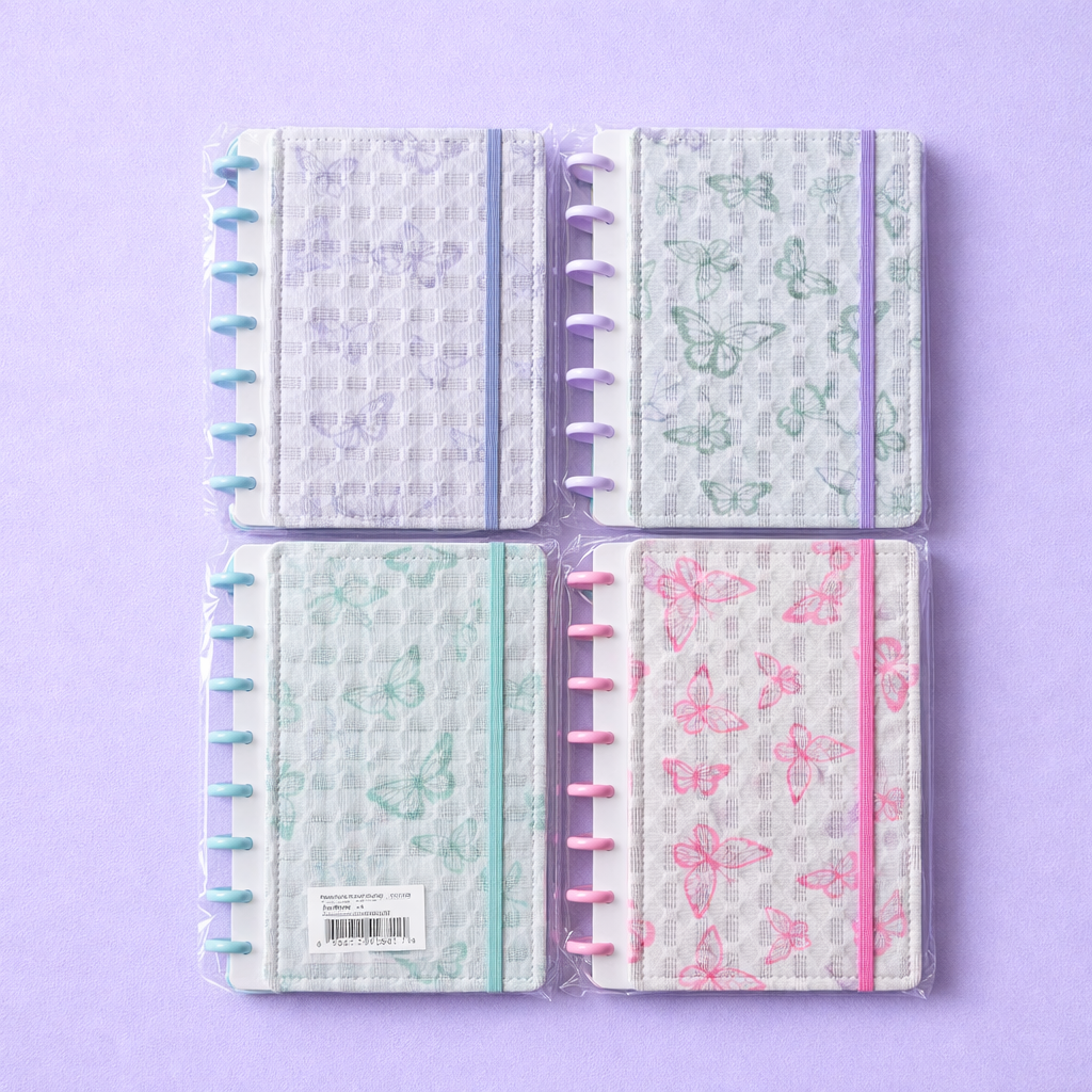 Libreta Blanca Texturizada con Diseño mariposa