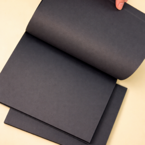 Libreta de Hojas Negras Gato Espacial, Grande