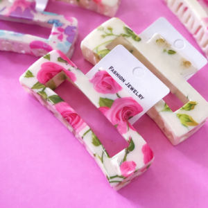 Horquilla  blanca  con flores para Cabello - Imagen 4
