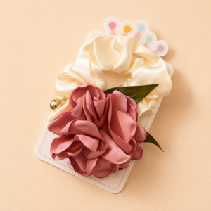 Moño Scrunchie para Pelo Flor Grande - Imagen 5