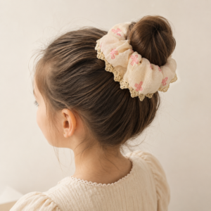 Scrunchie Moñitos Coquette - Imagen 3