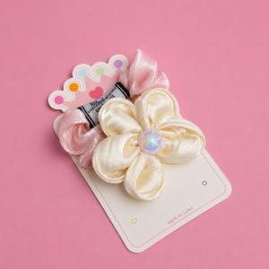 Colet Flor de Satín Kawaii